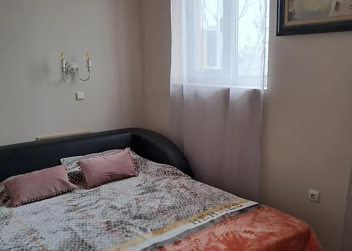 In Chateu 1 Apartament Aheloy