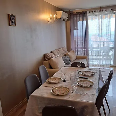 In Chateu 1 * Aheloy